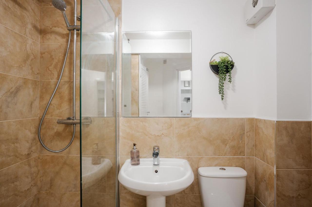Cefas Apartments Manchester - Free Parking - City Centre Buitenkant foto